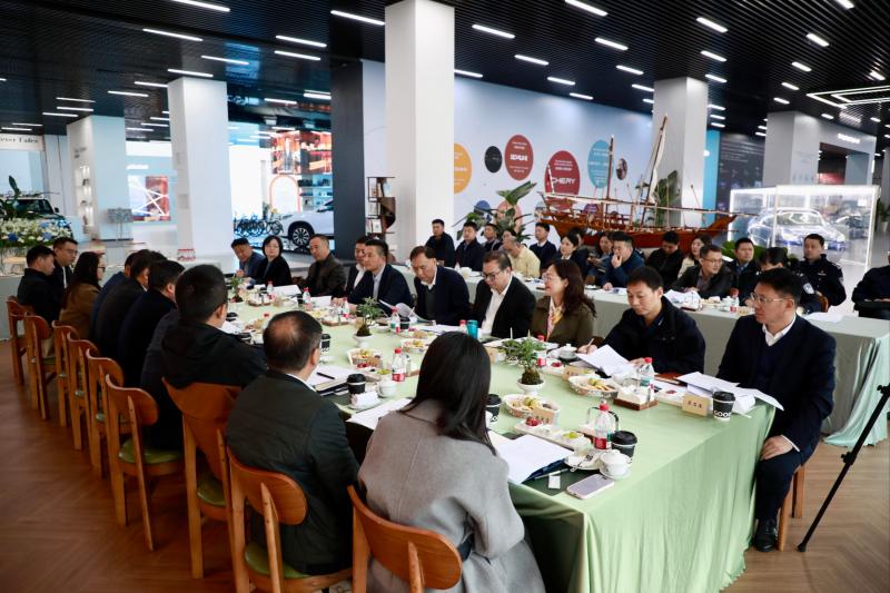 “企·法下午茶”品出优化营商环境“真滋味”